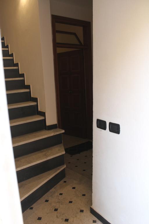 A Due Passi Dal Mare Hotel Монеглия Екстериор снимка
